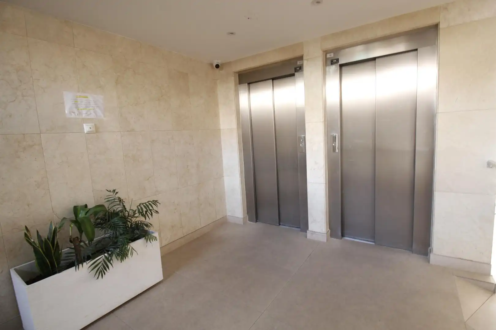 Flat with terrace to rent in Calle Teofilo Gautier 2, imagen 29