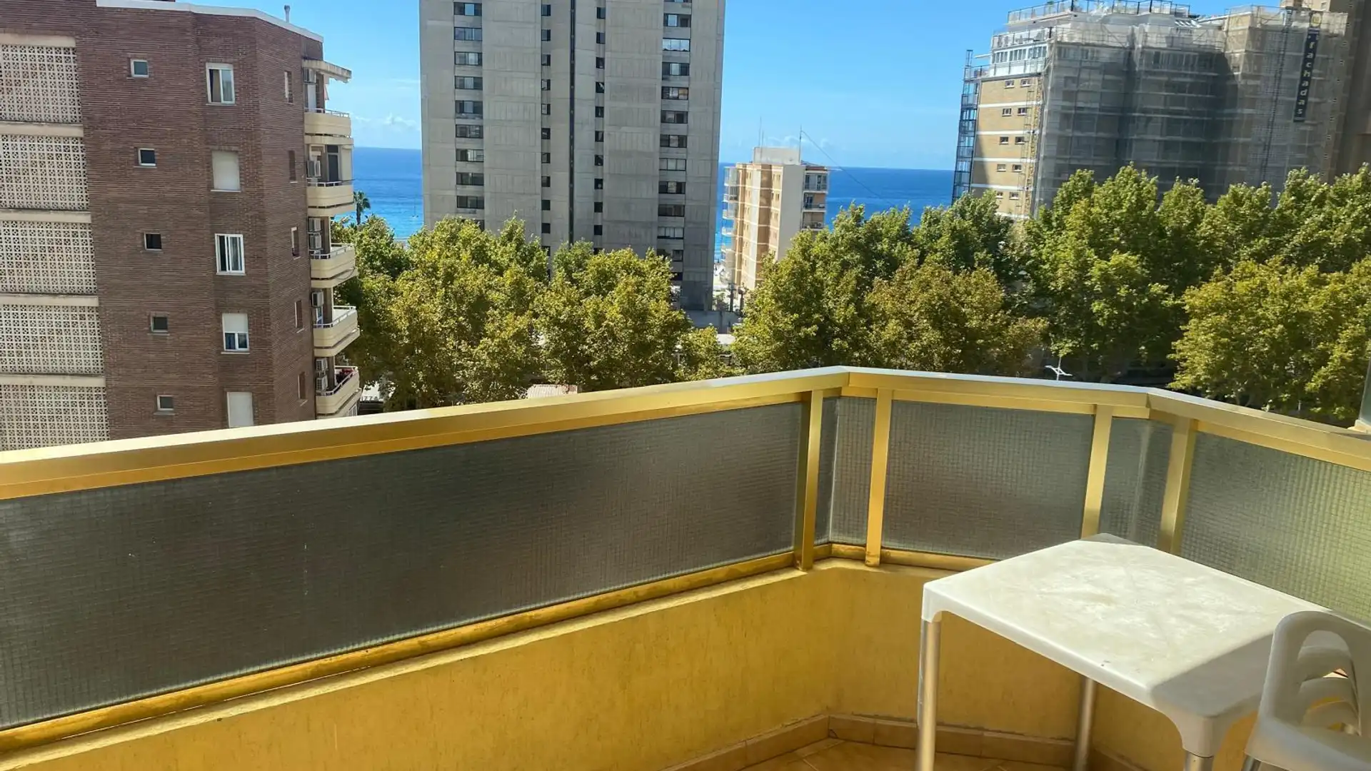 Apartments for sale in Playa Levante