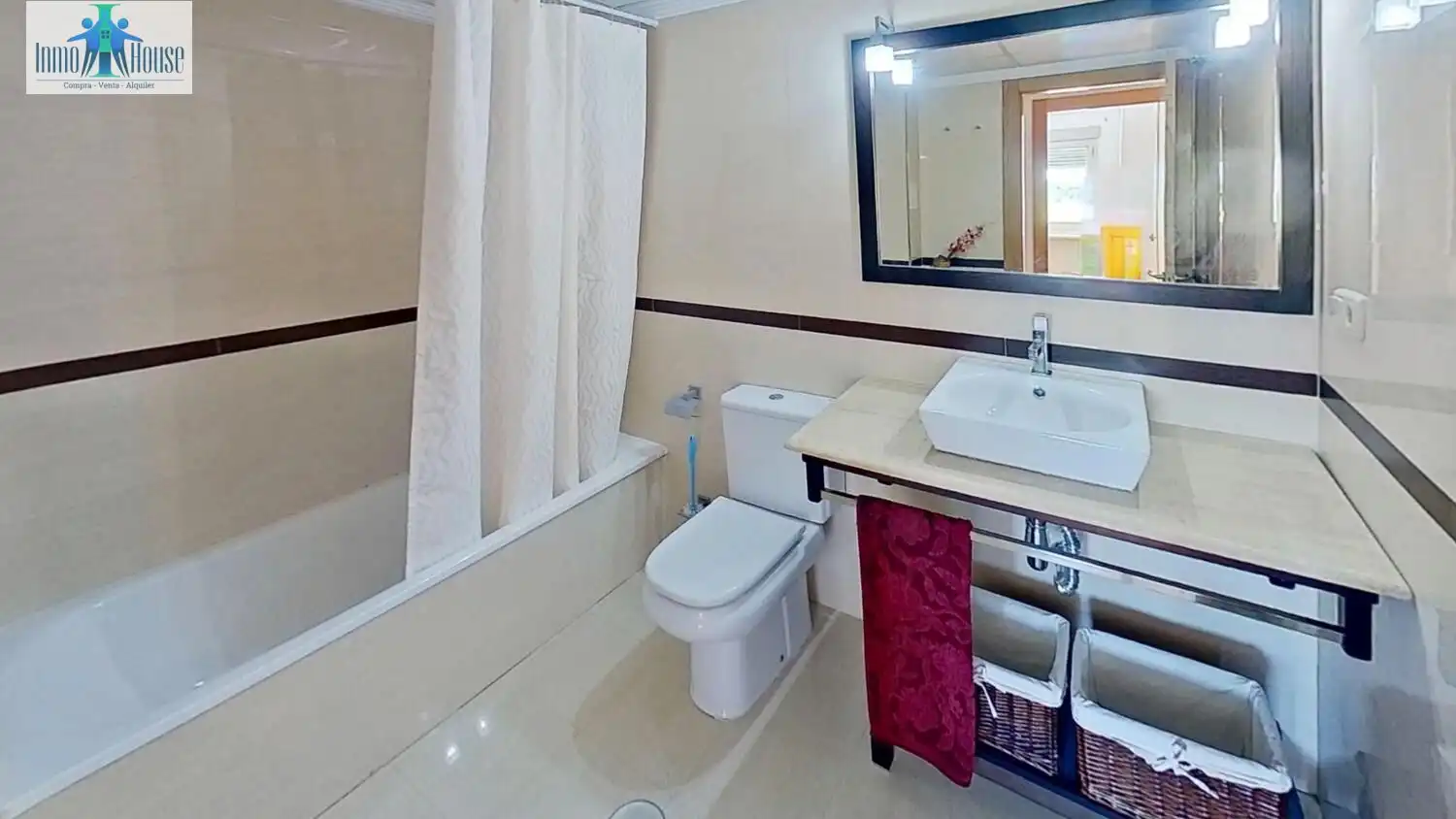 Baño de Piso en venta en Albacete con Aire acondicionado, Calefacción y Trastero