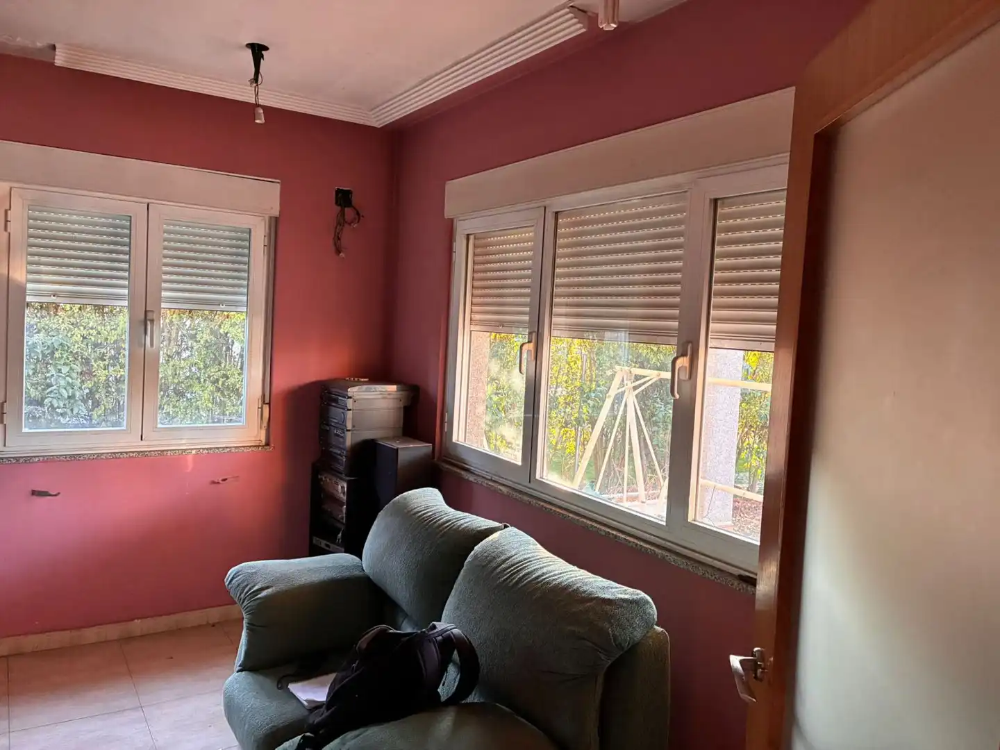 Dormitori de Casa o xalet en venda en Calvarrasa de Arriba amb Calefacció i Terrassa