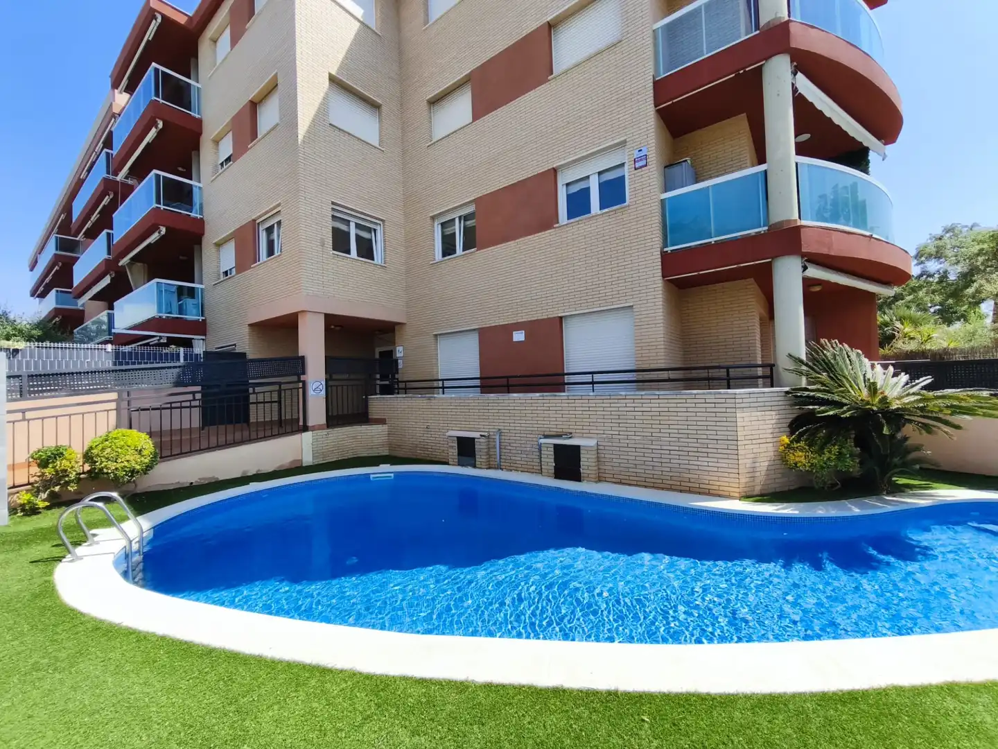 Piscina de Apartamento en venta en Cambrils con Aire acondicionado, Parquet y Terraza