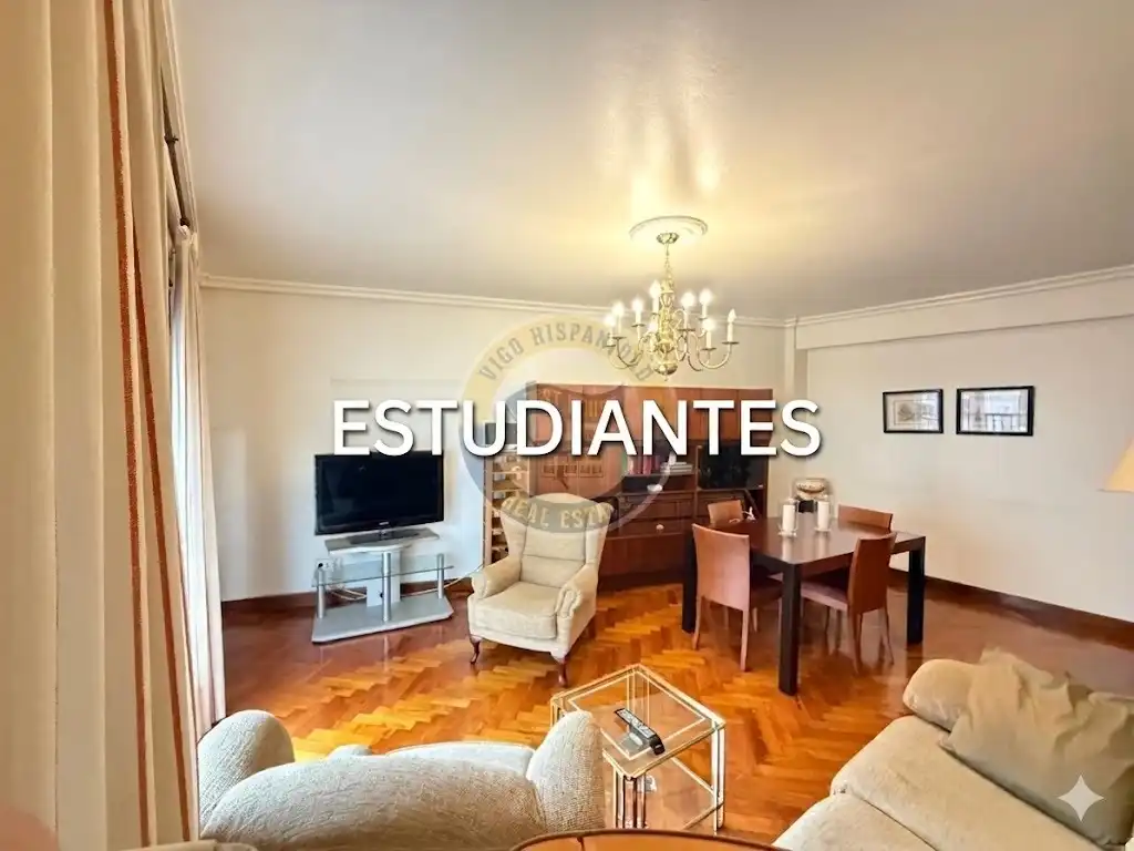 Vista exterior de Piso de alquiler en Vigo  con Calefacción, Amueblado y Balcón