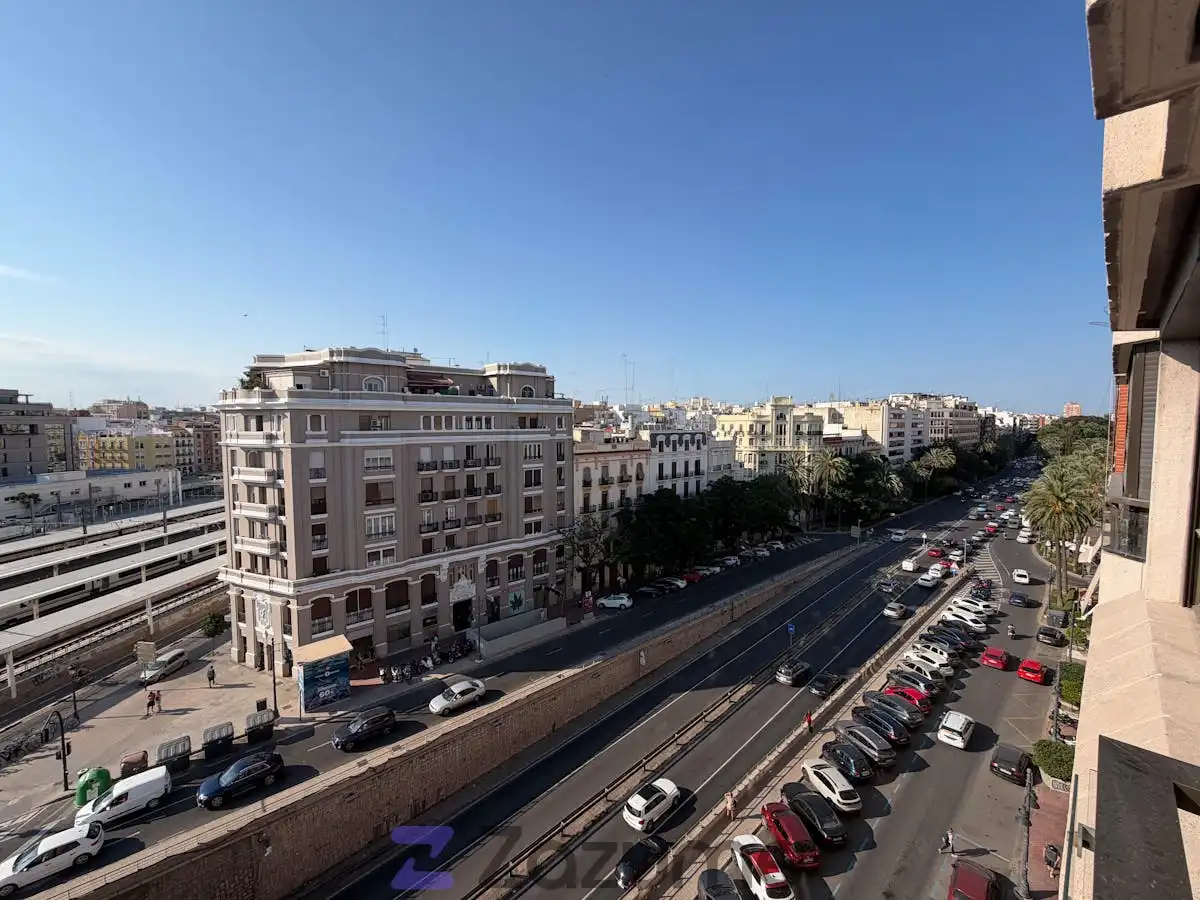Flat with terrace to rent in Gran Via de les Germanies, imagen 31
