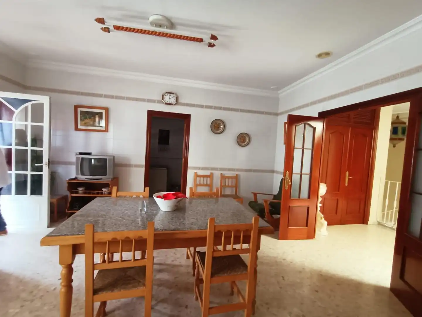 Reihenhaus mit Terrasse zum Verkauf in Núcleo urbano, imagen 5