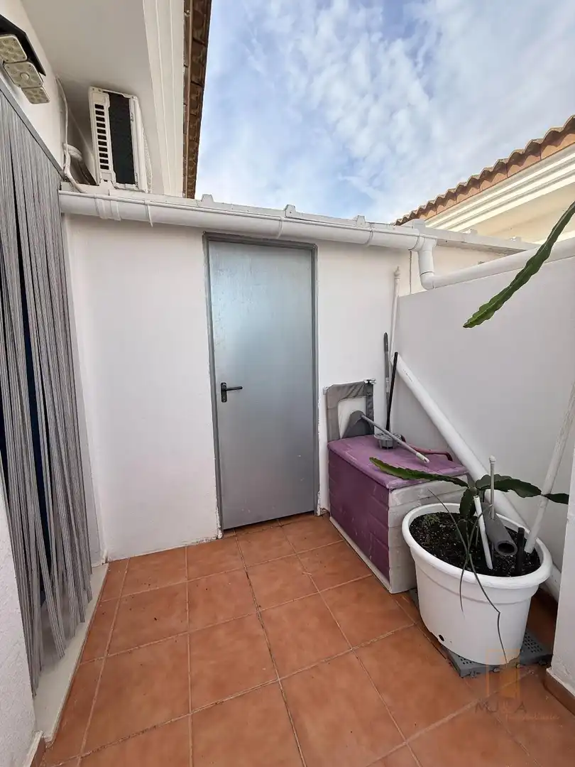 Maison mitoyenne avec terrasse à vendre à L'OM BLANC, imagen 41
