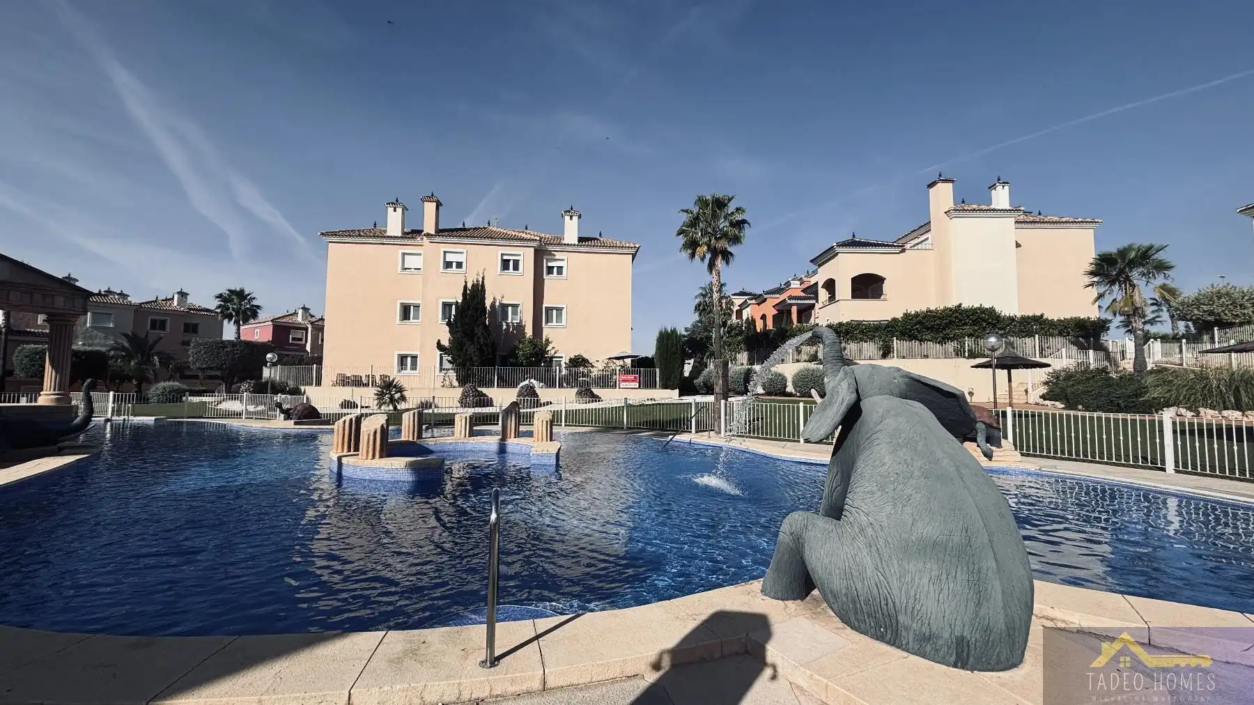 Apartament amb piscina en venda a Reino Unido 6