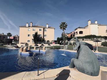 Apartamento con piscina en venta en Reino Unido 6