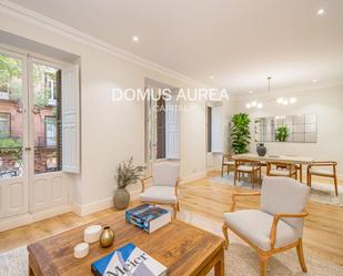 Dining room of Flat to rent in  Madrid Capital  with Air Conditioner, Heating and Terrace