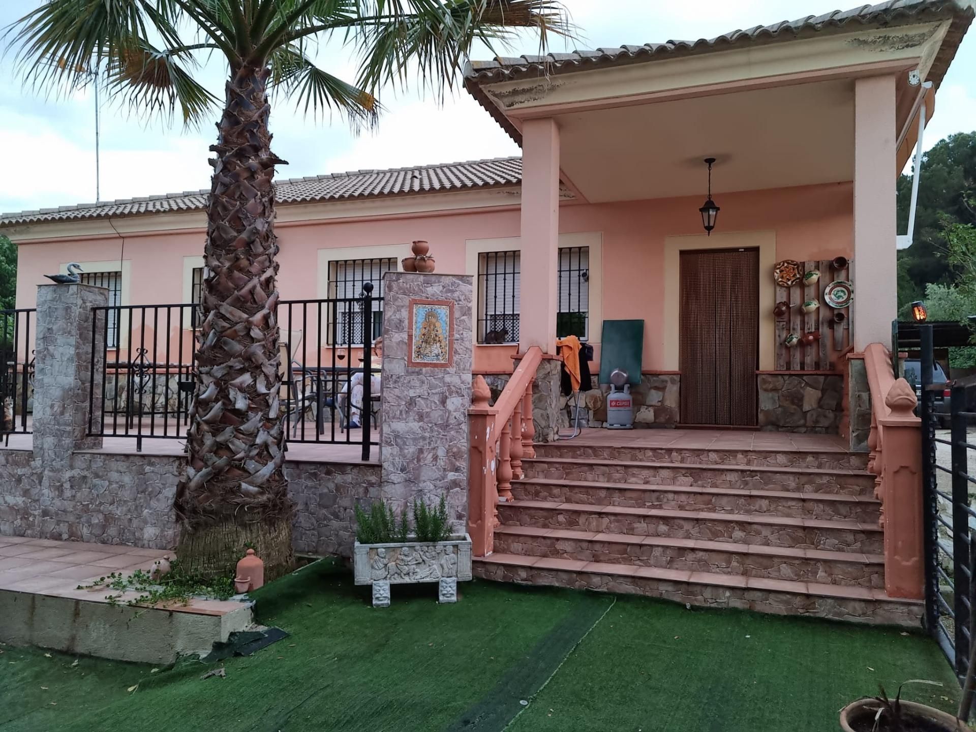 Exterior view of House or chalet for sale in  Córdoba Capital  with Private garden, Terrace and Swimming Pool