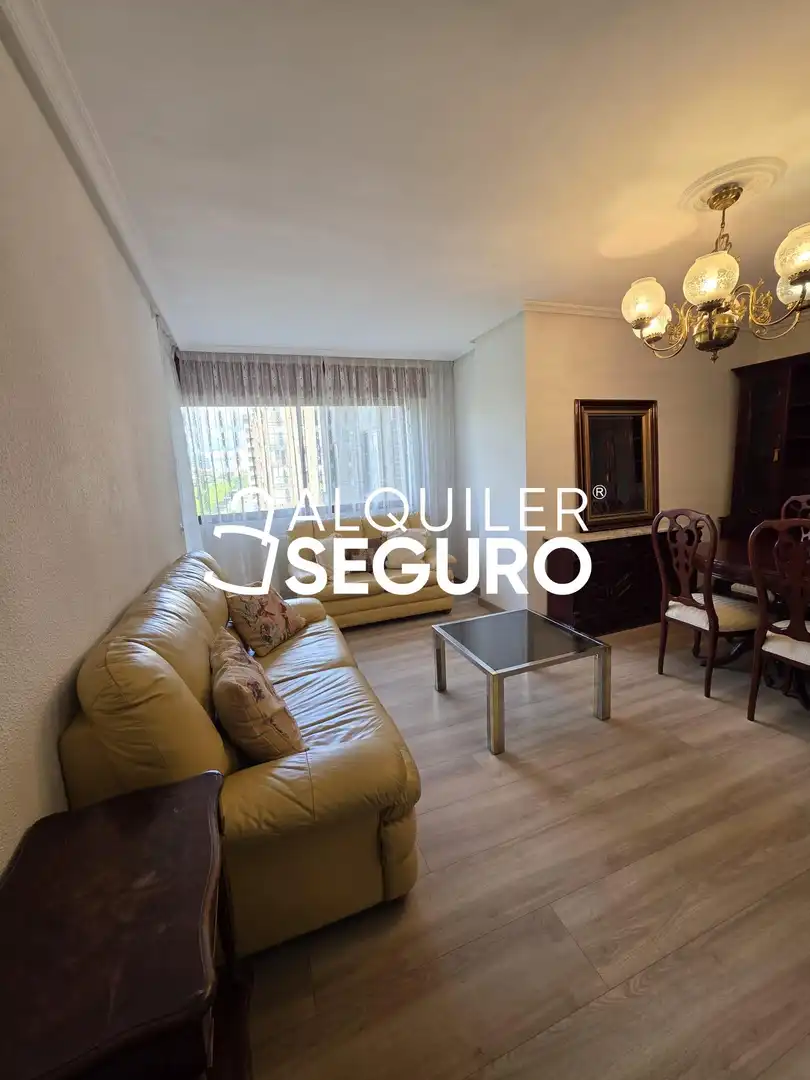 Wohnzimmer von Wohnung zur Miete in Burgos mit Heizung, Terrasse und Möbliert