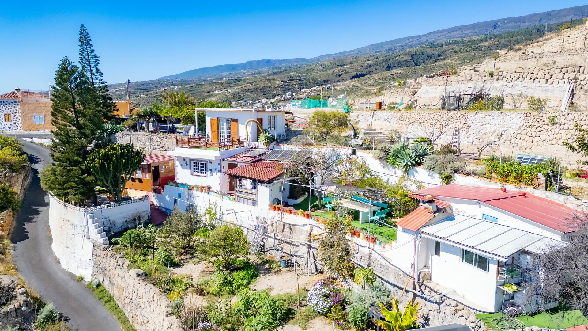 Vista exterior de Finca rústica en venda en Güímar amb Jardí privat, Terrassa i Moblat