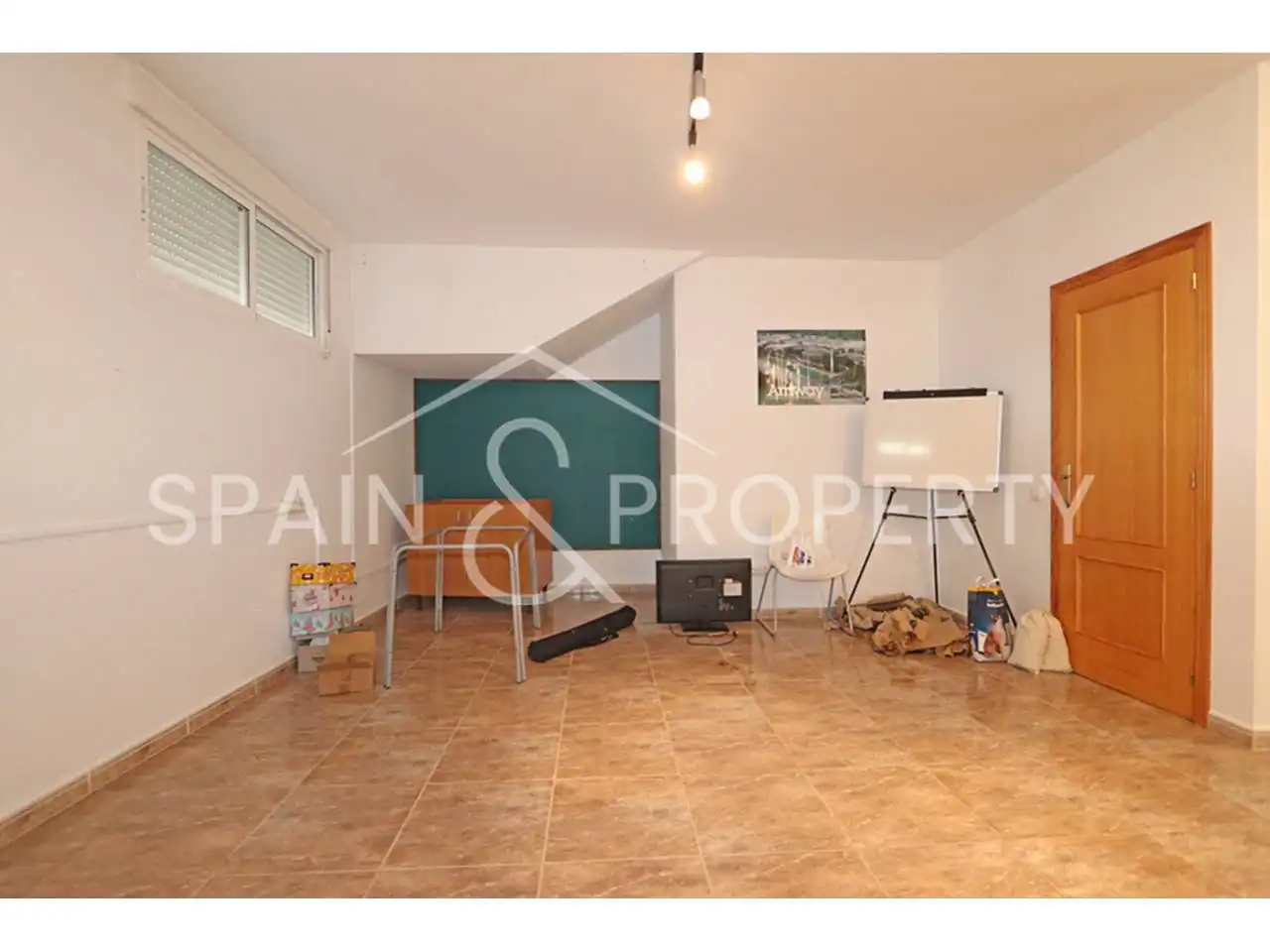 Casa adosada en venta en Montroi / Montroy