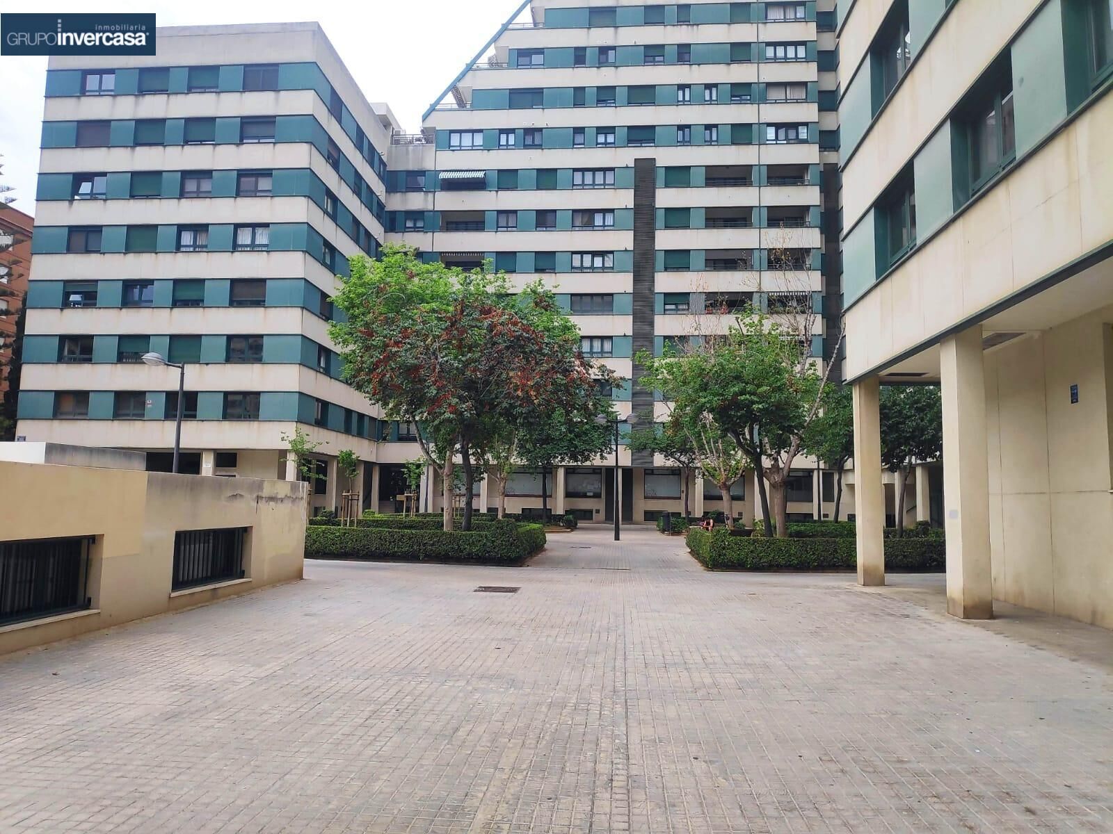 Vista exterior de Local en venda en  Valencia Capital