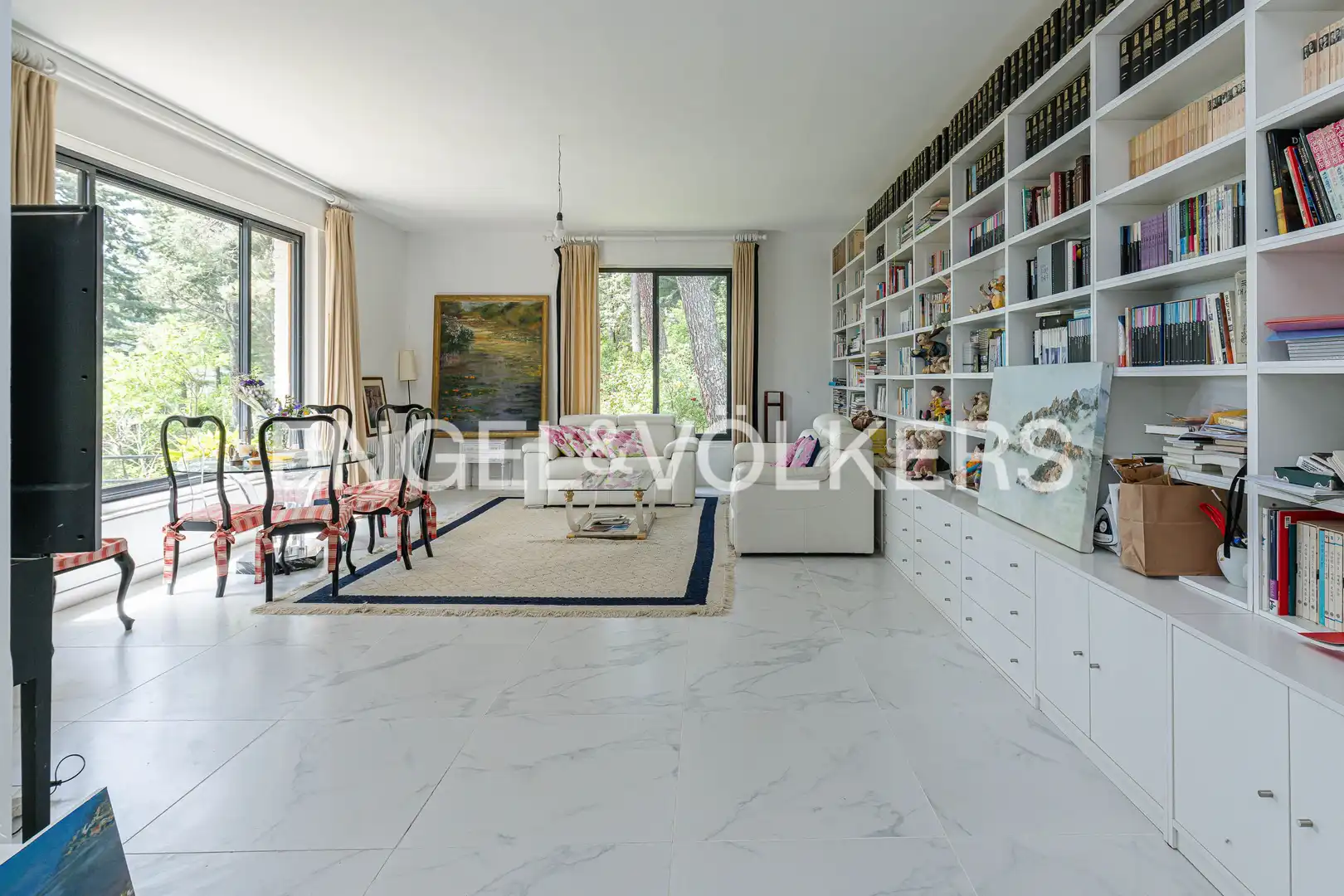 Living room of Houses for sale in San Lorenzo de El Escorial  with Heating, Private garden and Terrace