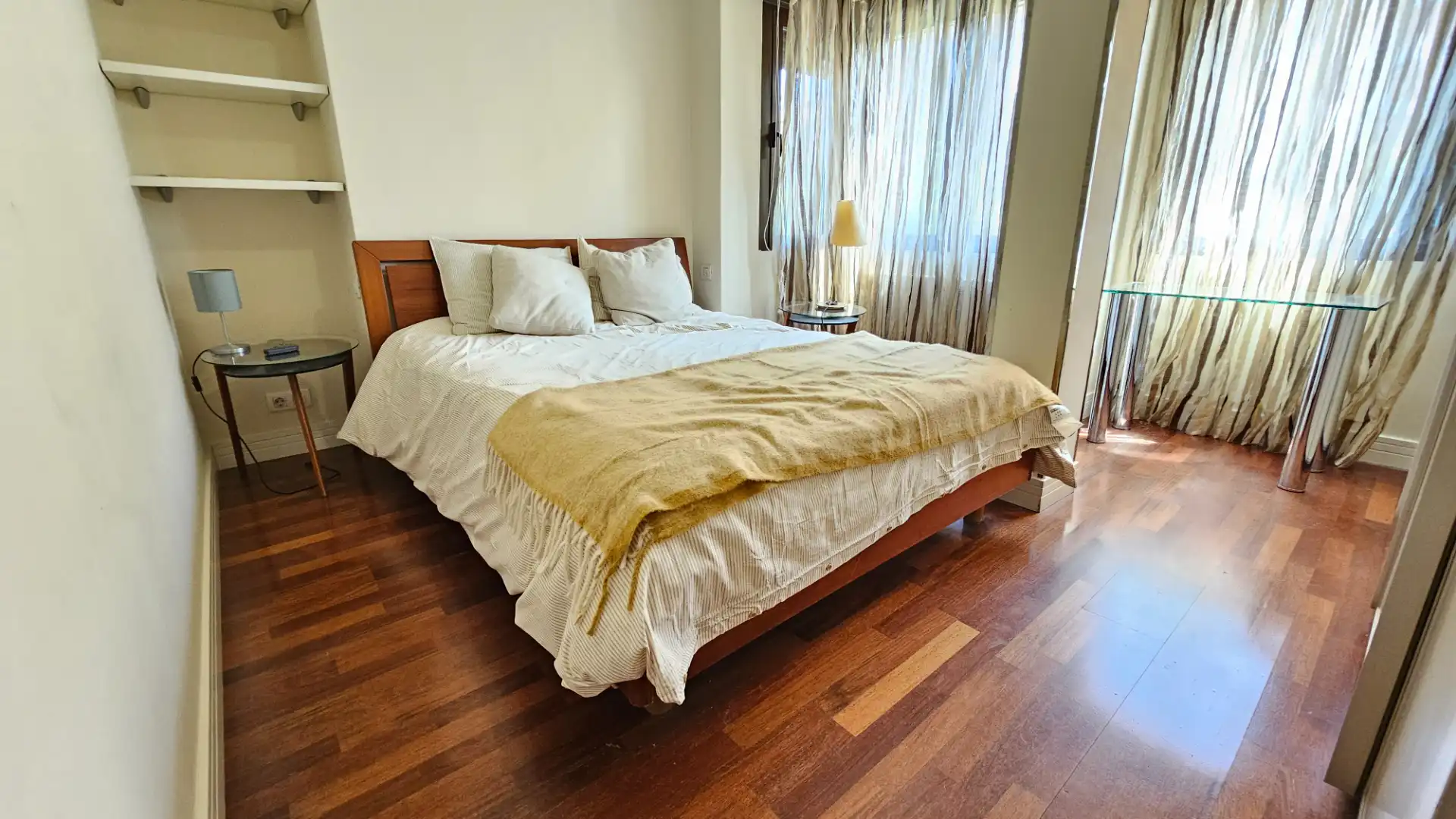 Habitación de Piso en venta en Madrid con Aire acondicionado, Calefacción y Jardín privado