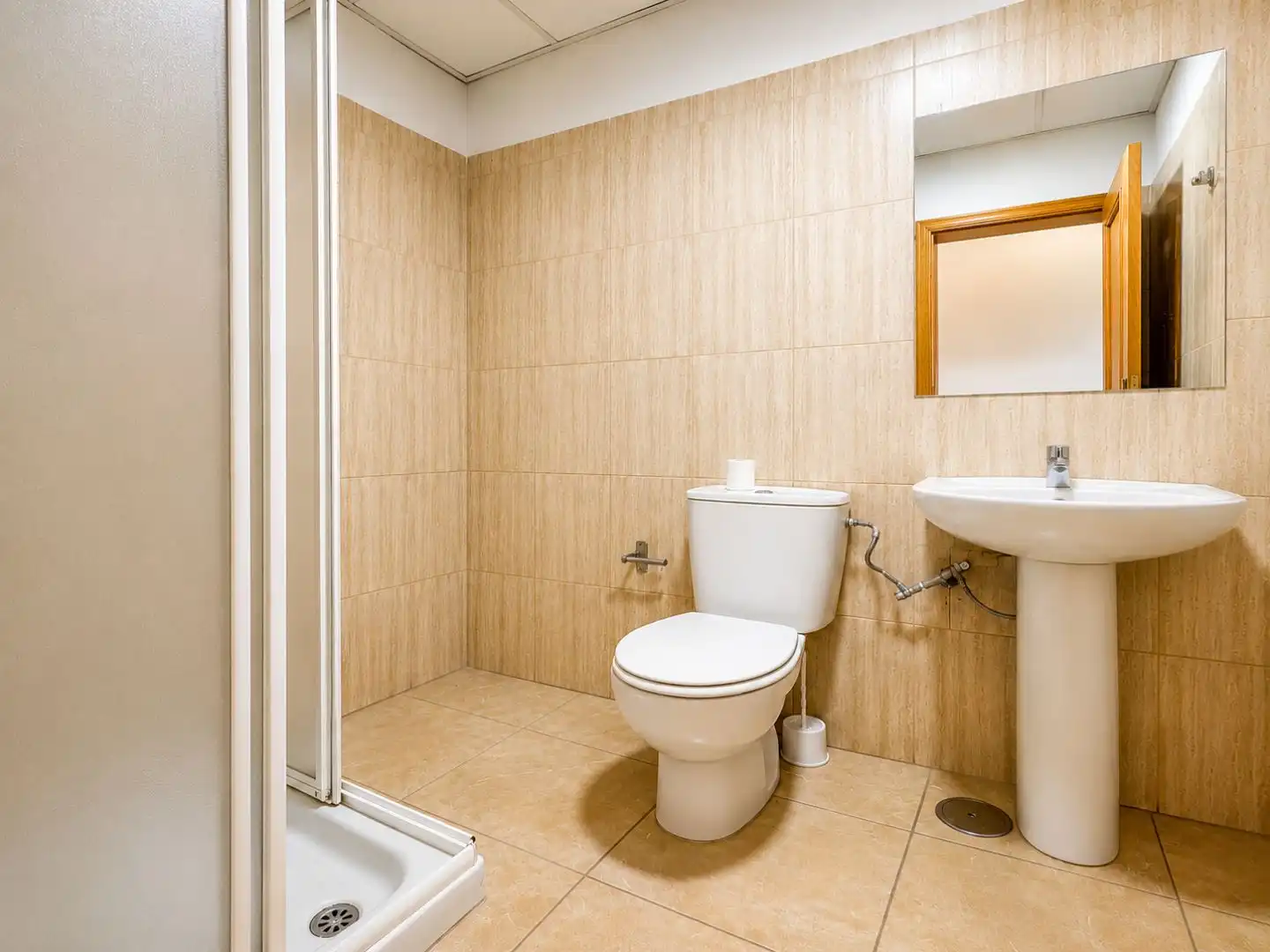 Baño de Local en venta en Granadilla de Abona con Alarma