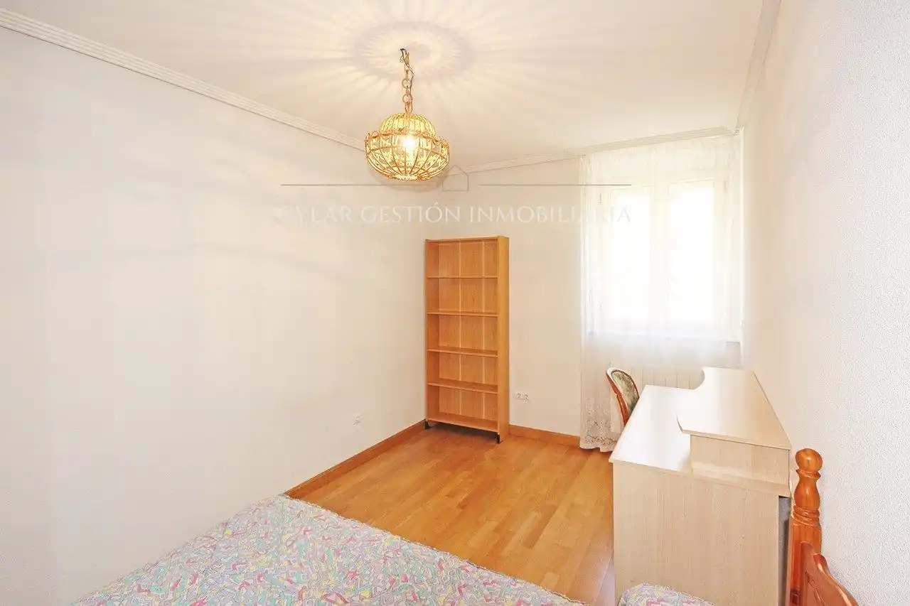 Flat for rent in Poeta Jesús Rasueros, Pizarrales