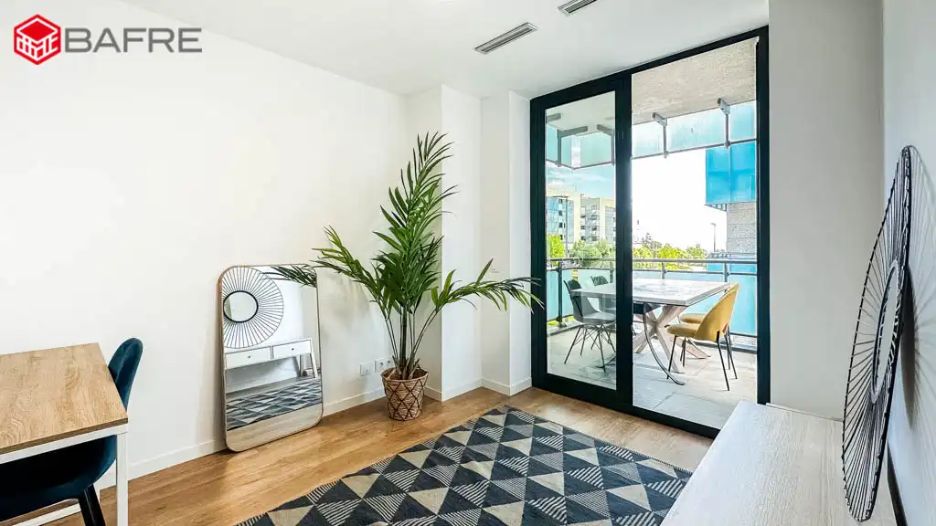 Wohnung zur Miete in Av. del Puente Cultural, Dehesa Vieja - Puente Cultural