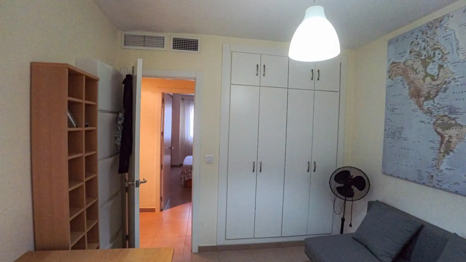 Bedroom of Flat for sale in Sevilla  with Air Conditioner and Balcony