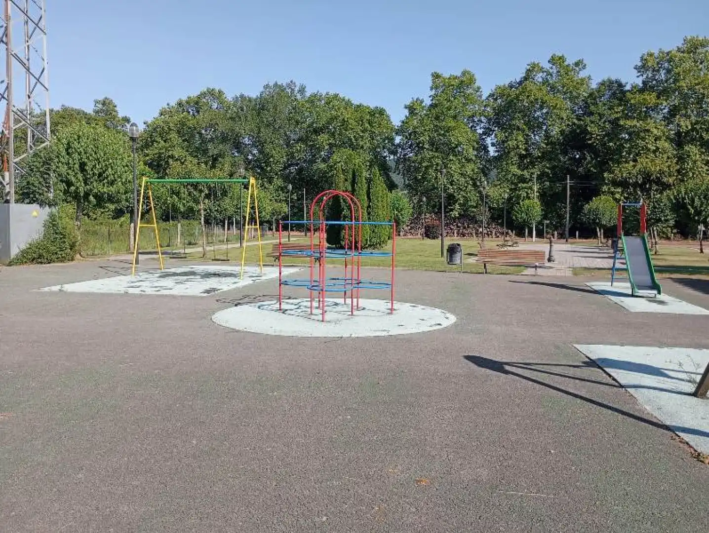 Aparcament de Pis en venda en Piélagos amb Calefacció, Jardí privat i Terrassa