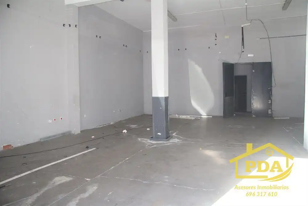 Business premises for sale in Palma del Río, imagen 22