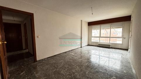 Photo 2 of Flat for sale in Calle Primavera, 20, Barrio de Zaidín,  Granada Capital