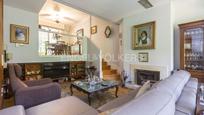 Living room of House or chalet for sale in  Madrid Capital  with Air Conditioner, Heating and Private garden