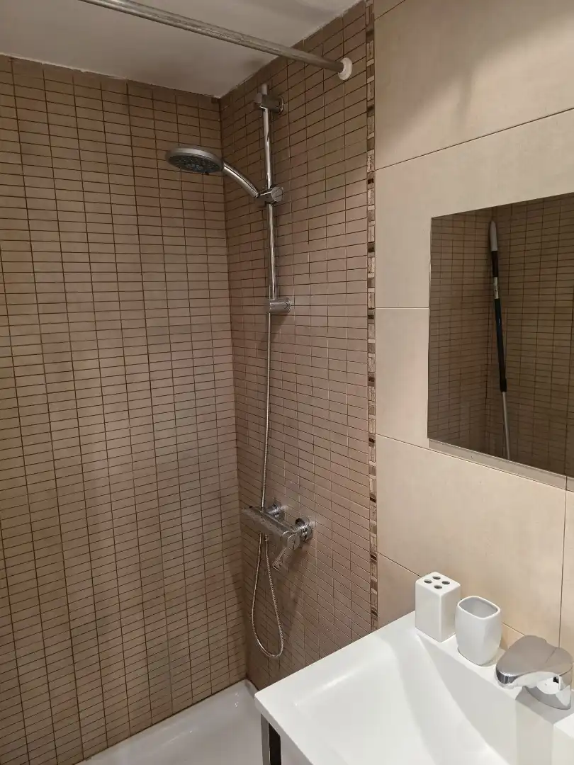 Baño de Piso de alquiler en Zaragoza con Calefacción, Amueblado y Horno