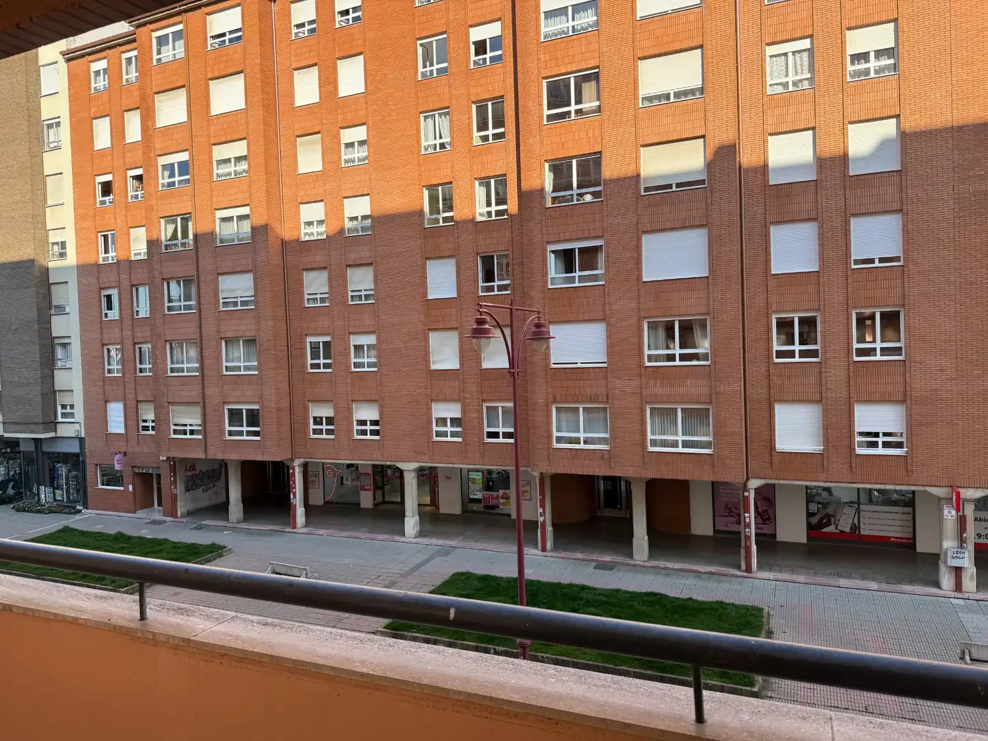 Wohnung mit Terrasse zum Verkauf in Calle Río Valdellorma 7, imagen 2