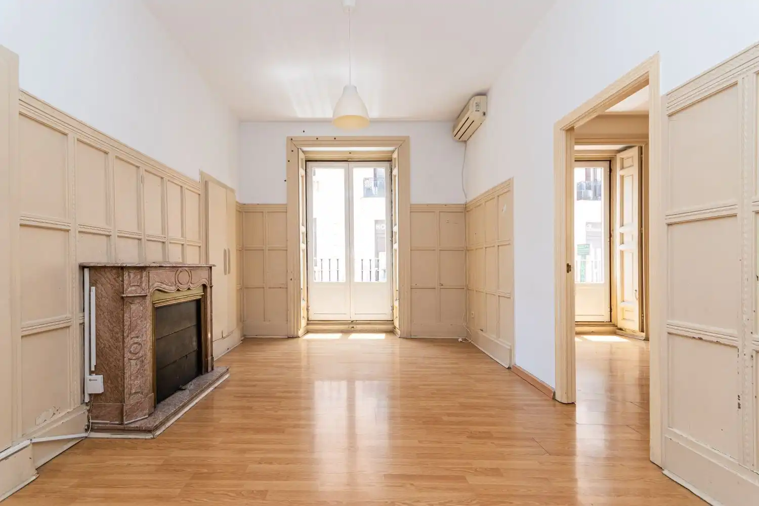 Sala d'estar de Pis en venda en Madrid amb Calefacció