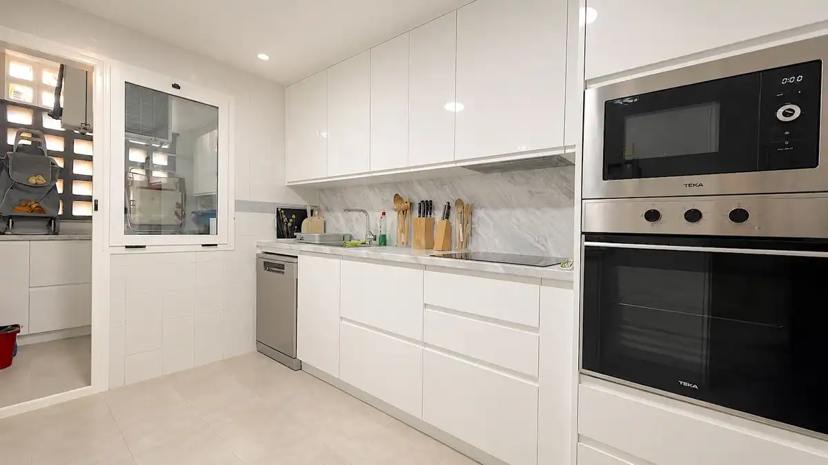 Flat with lift for sale in San Pedro de Alcántara, imagen 15