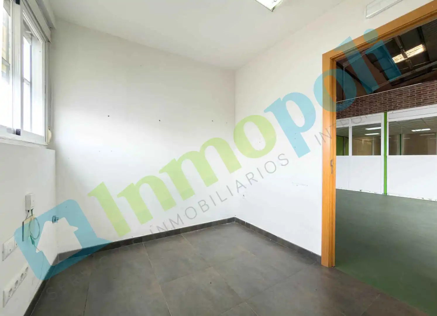 Bedroom of Industrial buildings for rent in Badajoz