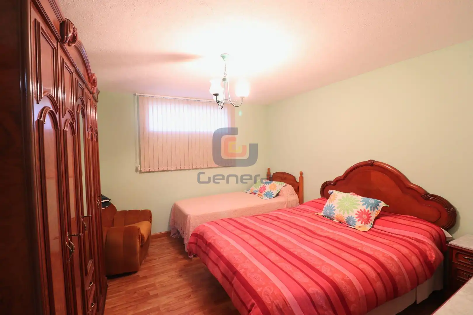 Habitación de Casa o chalet en venta en San Vicente del Raspeig / Sant Vicent del Raspeig con Aire acondicionado, Calefacción y Jardín privado