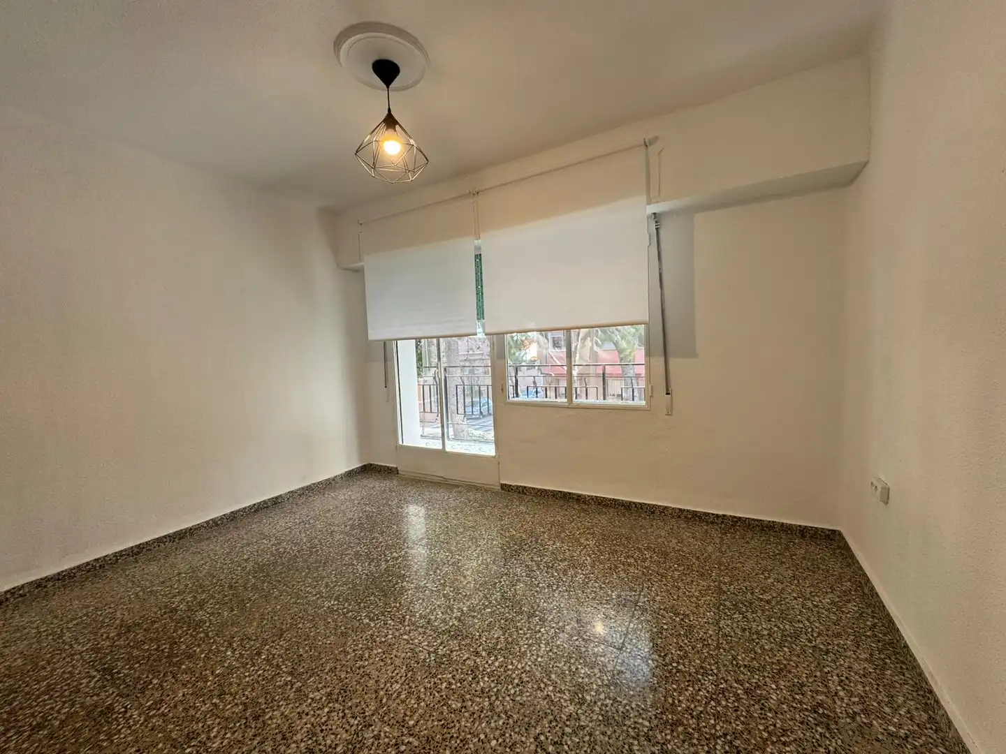 Pis de lloguer a Avinguda Joan Peset Aleixandre, Casas Verdes - Ermita