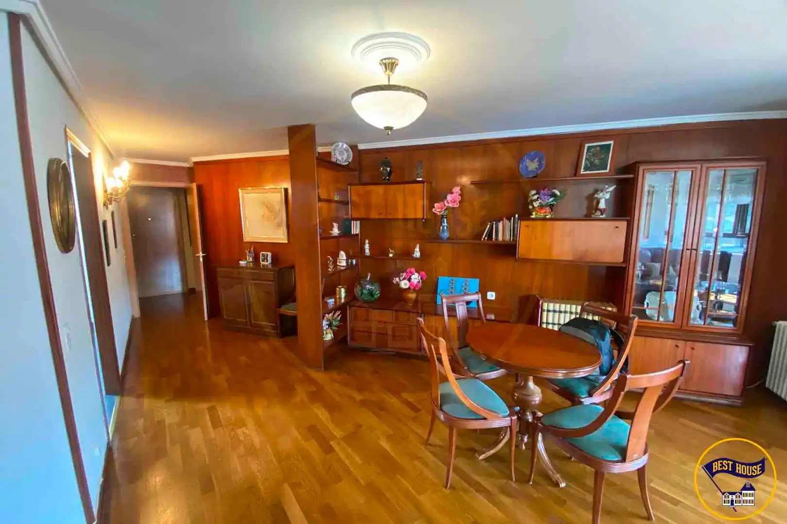 Living room of Flat for sale in Cuenca  with Air Conditioner, Heating and Parquet flooring