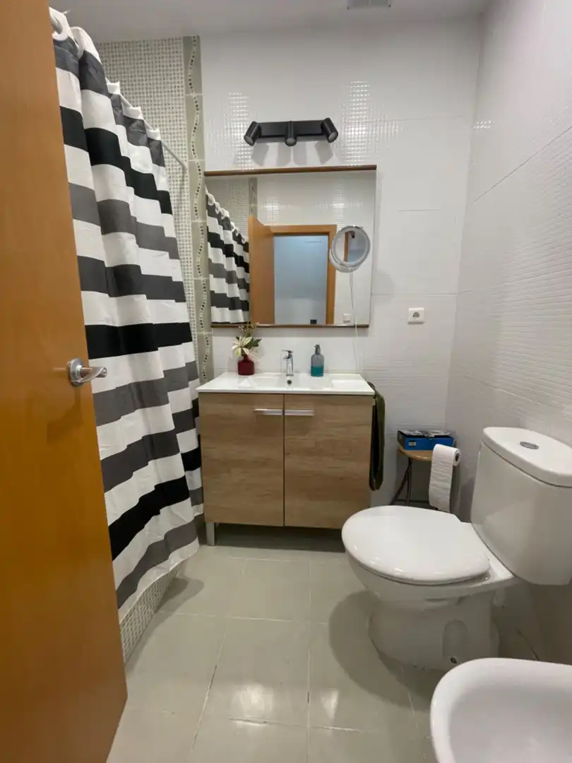 Baño de Piso en venta en Vilamarxant con Aire acondicionado, Trastero y Amueblado