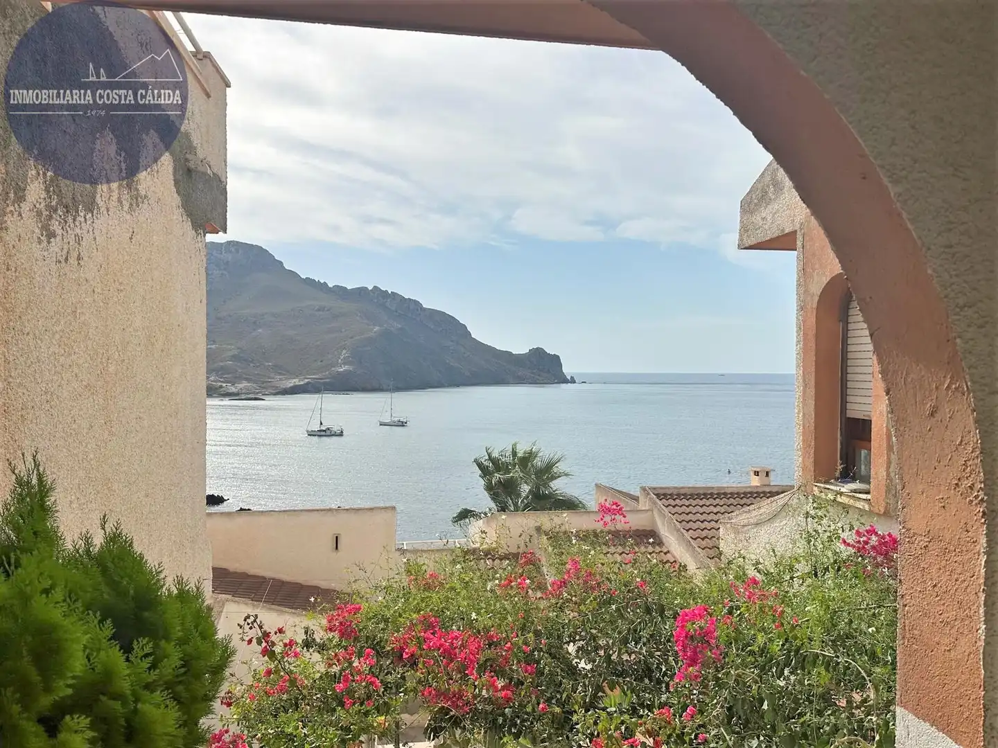 Vista exterior de Casa adosada en venta en Águilas con Terraza, Trastero y Balcón