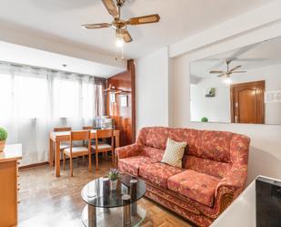 Living room of Flat for sale in  Madrid Capital  with Heating and Terrace