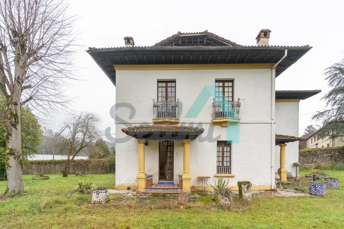Vista exterior de Casa o xalet en venda en Piloña amb Jardí privat, Parquet i Terrassa
