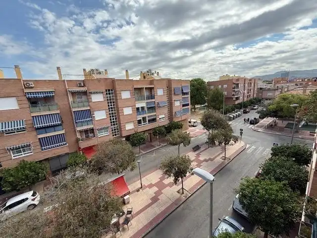 Apartamento de alquiler en Juan de Borbón