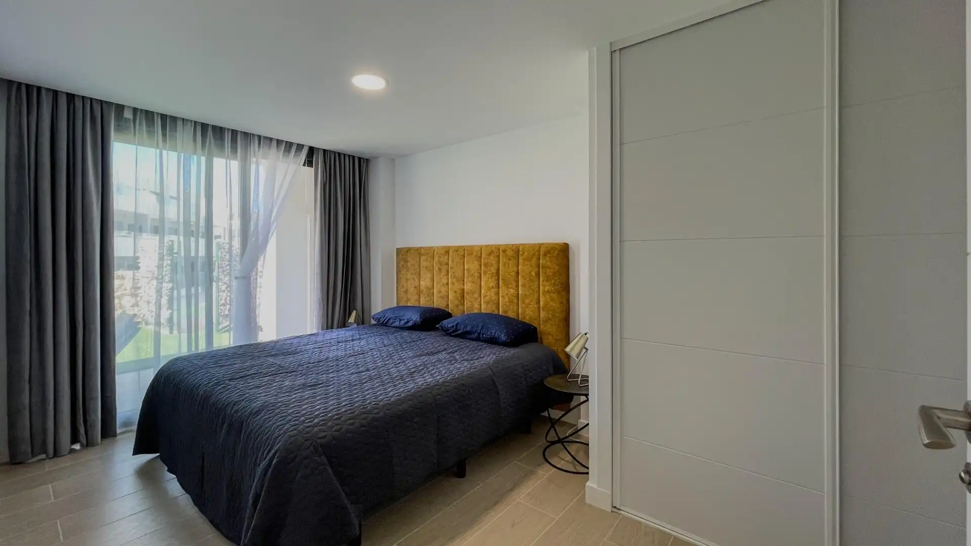 Habitación de Dúplex en venta en Finestrat con Aire acondicionado, Terraza y Amueblado