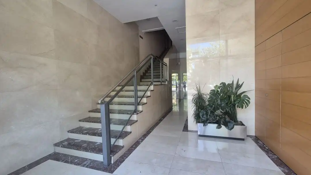 Piso en venta en  Pamplona / Iruña con Calefacción, Parquet y Trastero