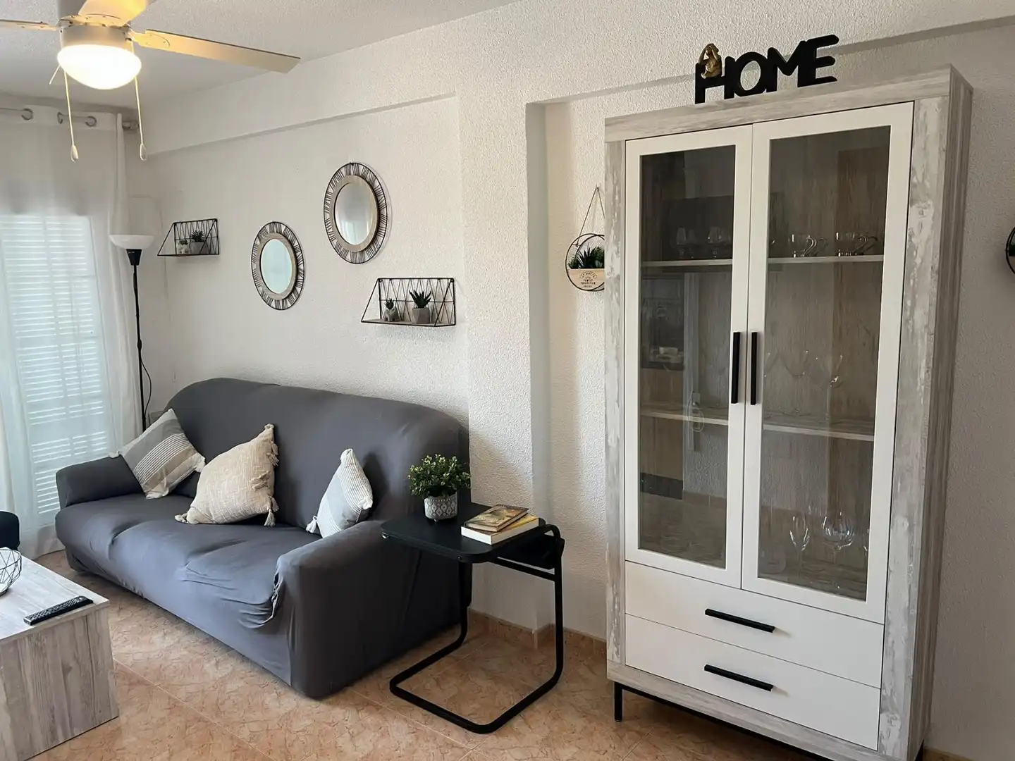 Sala d'estar de Apartament de lloguer en Cartagena amb Aire condicionat, Calefacció i Terrassa