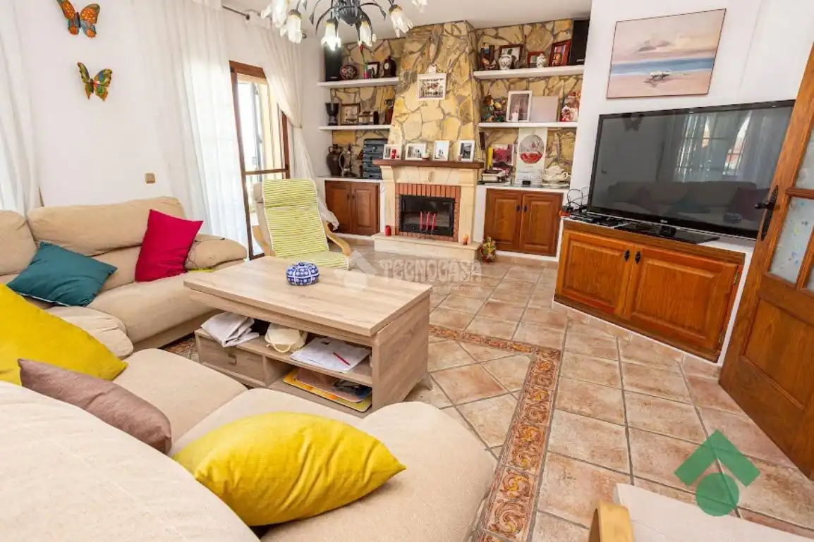 Living room of Houses for sale in Algeciras  with Heating and Swimming Pool