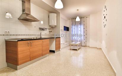 Kitchen of Flat for sale in  Sevilla Capital  with Air Conditioner