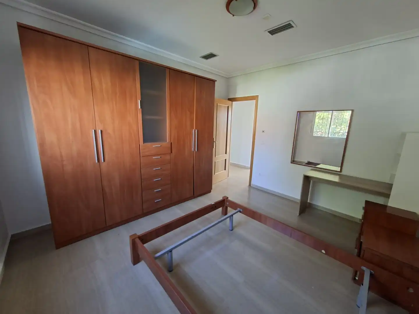 Bedroom of Houses for sale in Plasencia  with Air Conditioner