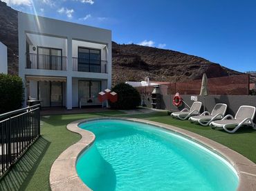 Xalet amb piscina en venda a de Canada