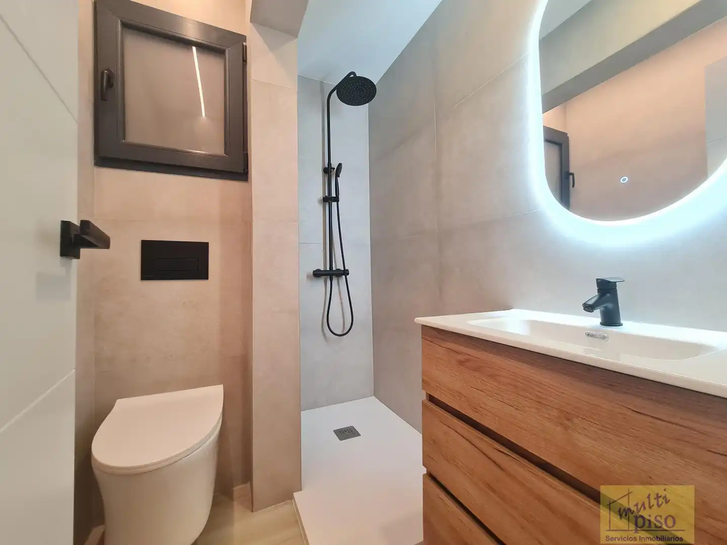 Baño de Piso en venta en Can Serra - Pubilla Cases