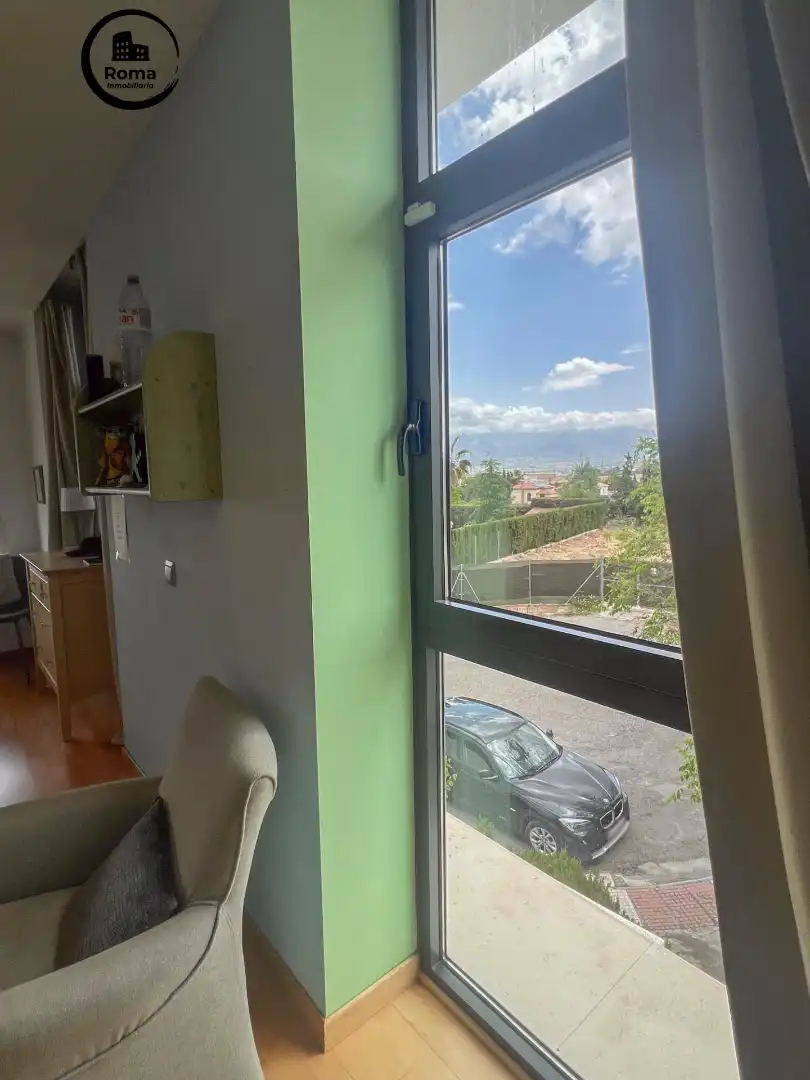 Vista exterior de Casa o xalet en venda en Las Gabias amb Aire condicionat, Calefacció i Jardí privat
