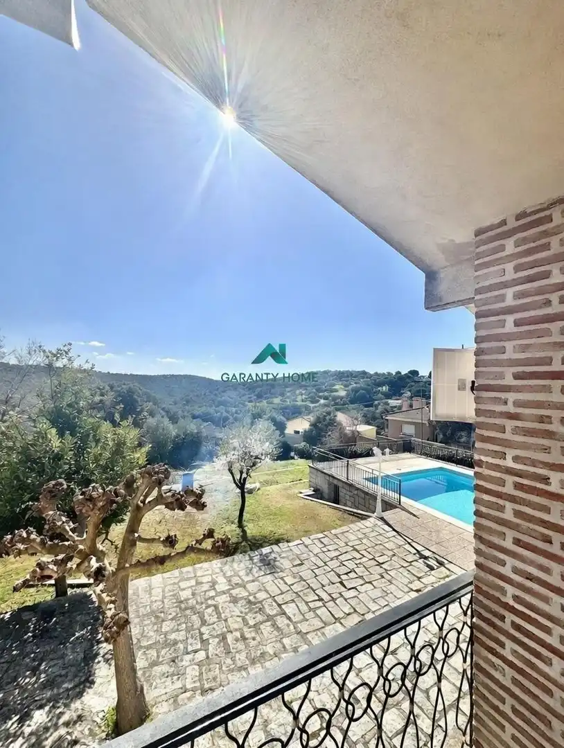 Exterior view of Houses for sale in Villa del Prado